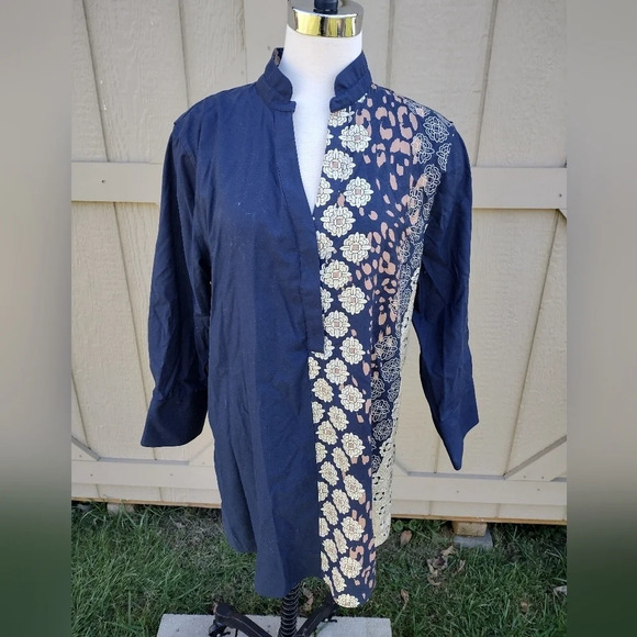 NWT CHICO'S Classic Navy Mix Print Mandarin Collar No Iron Tunic  Size 3/L - Picture 1 of 9